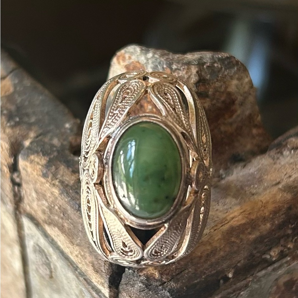 Antique Natural Jade Filigree Ring - Picture 8 of 12